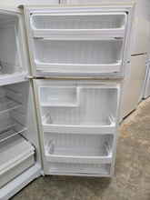 Load image into Gallery viewer, Hotpoint Refrigerator - 8147
