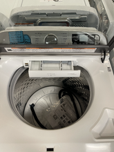 Load image into Gallery viewer, Maytag 5.3 cu ft Washer and 7.4 cu ft Gas Dryer - 6043 - 6051
