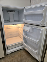 Load image into Gallery viewer, Hotpoint Refrigerator - 8098
