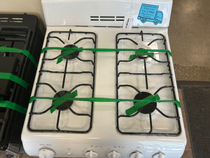 Hotpoint 24" White Gas Stove - 7302