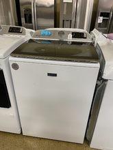 Load image into Gallery viewer, Maytag 5.3 cu ft Washer and 7.4 cu ft Gas Dryer - 6043 - 6051
