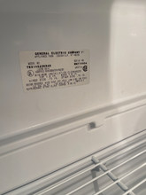 Load image into Gallery viewer, GE Refrigerator - 6175
