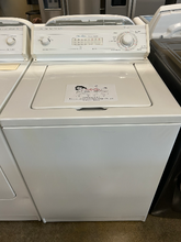 Load image into Gallery viewer, Whirlpool Washer and Gas Dryer Set - 6655 - 6634
