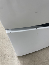 Load image into Gallery viewer, Whirlpool Electric Dryer - 3935
