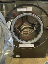 Load image into Gallery viewer, Samsung 5.1 Cu ft Black Front Load Washer - 4468
