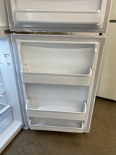 Load image into Gallery viewer, Frigidaire 13.9 cu ft Refrigerator - 3987
