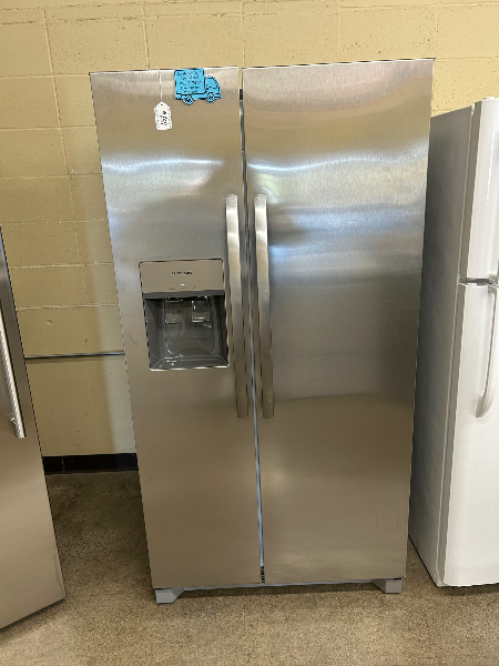 Frigidaire 25.6 cu ft Stainless Side by Side Refrigerator - 7218