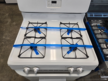 Load image into Gallery viewer, (T08752) Frigidaire Gas Stove - 8752
