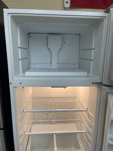 Whirlpool Refrigerator - 5271