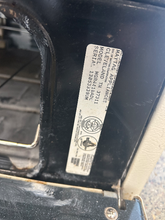 Load image into Gallery viewer, Kenmore Gas Stove - 7552
