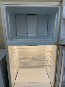 Hotpoint Bisque Refrigerator - 5584