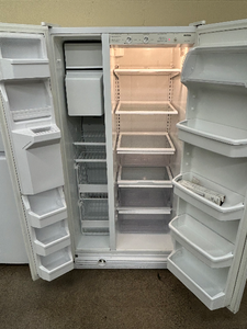Kenmore Refrigerator - 6926