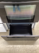 Load image into Gallery viewer, Kenmore Electric Stove - 5582
