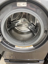 Load image into Gallery viewer, (T08917) LG Front Load Washer and Gas Dryer with pedistals Set - 8917
