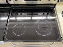 Load image into Gallery viewer, GE Electric Stove - 6006
