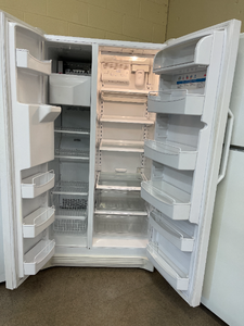 Amana Side by Side Refrigerator - 4073