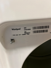 Load image into Gallery viewer, Whirlpool Washer &amp; Gas Dryer Set - 7843 - 7844
