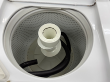 Load image into Gallery viewer, (T08812) Maytag Washer and Electric Dryer Set - 8641-8642
