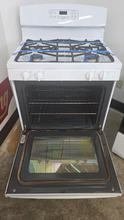 Load image into Gallery viewer, (T08447) GE Gas Stove - 8447
