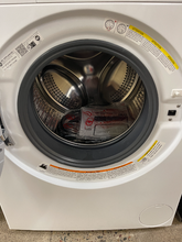 Load image into Gallery viewer, GE 2.4 cu ft Front Load Washer and Electric Dryer Set - 5113
