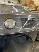 Load image into Gallery viewer, Samsung Electric Dryer - 5763
