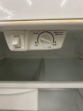 Load image into Gallery viewer, Whirlpool Refrigerator - 7088
