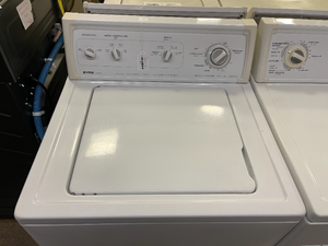 Kenmore Washer and Gas Dryer Set - 5608 - 5406