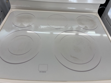 Load image into Gallery viewer, (T08616) GE Electric Stove - 8616

