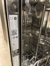 Load image into Gallery viewer, GE Stainless Portable Dishwasher - 5373
