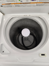 Load image into Gallery viewer, Amana Washer and Gas Dryer Set - 8218-8231

