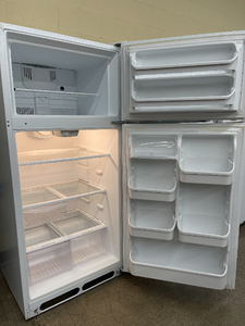 Kenmore Refrigerator - 5872