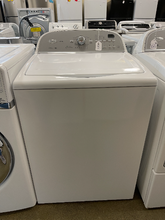 Load image into Gallery viewer, Whirlpool Washer and Electric Dryer Set - 6590 - 6592
