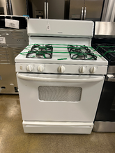 Load image into Gallery viewer, Hotpoint Gas Stove - 7550
