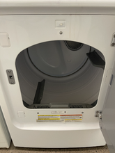 Load image into Gallery viewer, Samsung Gas Dryer - 3784
