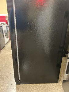 Frigidaire 25.6 cu ft Black Side by Side Refrigerator - 7215