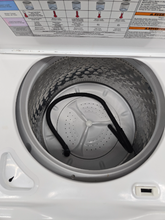 Load image into Gallery viewer, (T08332) Whirlpool Washer and Gas Dryer - 8299-8318
