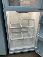 Load image into Gallery viewer, Kenmore Refrigerator - 3927
