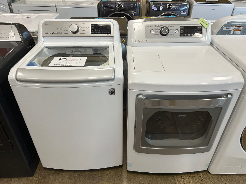 LG Washer and Electric Dryer Set - 6631 - 6609