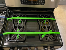 Load image into Gallery viewer, GE Stainless Gas Stove - 5575
