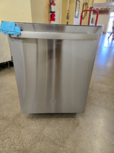 Load image into Gallery viewer, GE Stainless Dishwasher - T07311
