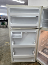 Load image into Gallery viewer, Hotpoint Refrigerator - 8059
