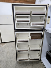 Load image into Gallery viewer, GE Refrigerator - 8044
