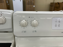 Load image into Gallery viewer, Frigidaire Bisque Electric Coil Stove - 2468
