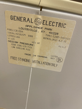 Load image into Gallery viewer, Frigidaire Freezer - 5673

