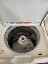 Load image into Gallery viewer, GE Washer and Gas Dryer Set - 6883 - 6882
