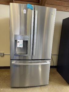 GE 27.7 cu ft Stainless French Door Refrigerator - 3849