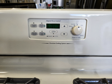 Load image into Gallery viewer, Amana Gas Stove - 7912
