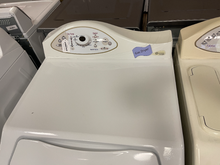 Load image into Gallery viewer, Maytag Front Load Washer and Gas Dryer Set - 4271 - 4150
