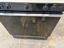 Load image into Gallery viewer, (T08626) Hotpoint Gas Stove - 8626
