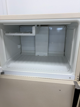 Load image into Gallery viewer, (T08150) Hotpoint Refrigerator - 8150
